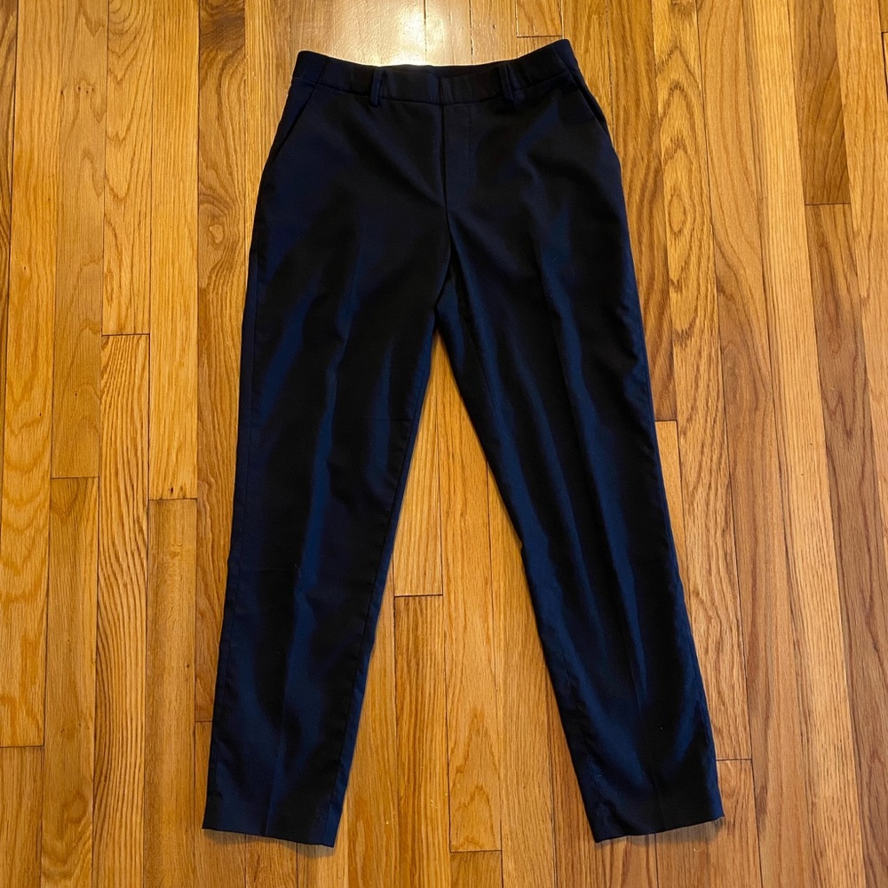 Uniqlo Black Smart Ankle Pants
